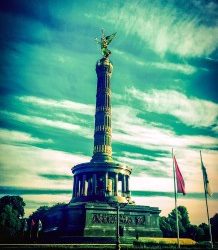 Bericht aus … Berlin: „Irgendwas mit Medien“ – Unsere Bürogemeinschaft